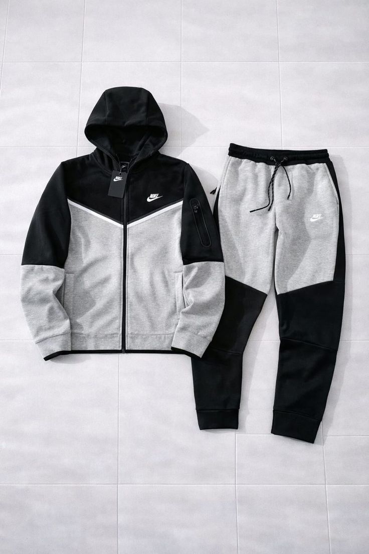 Nike Tech